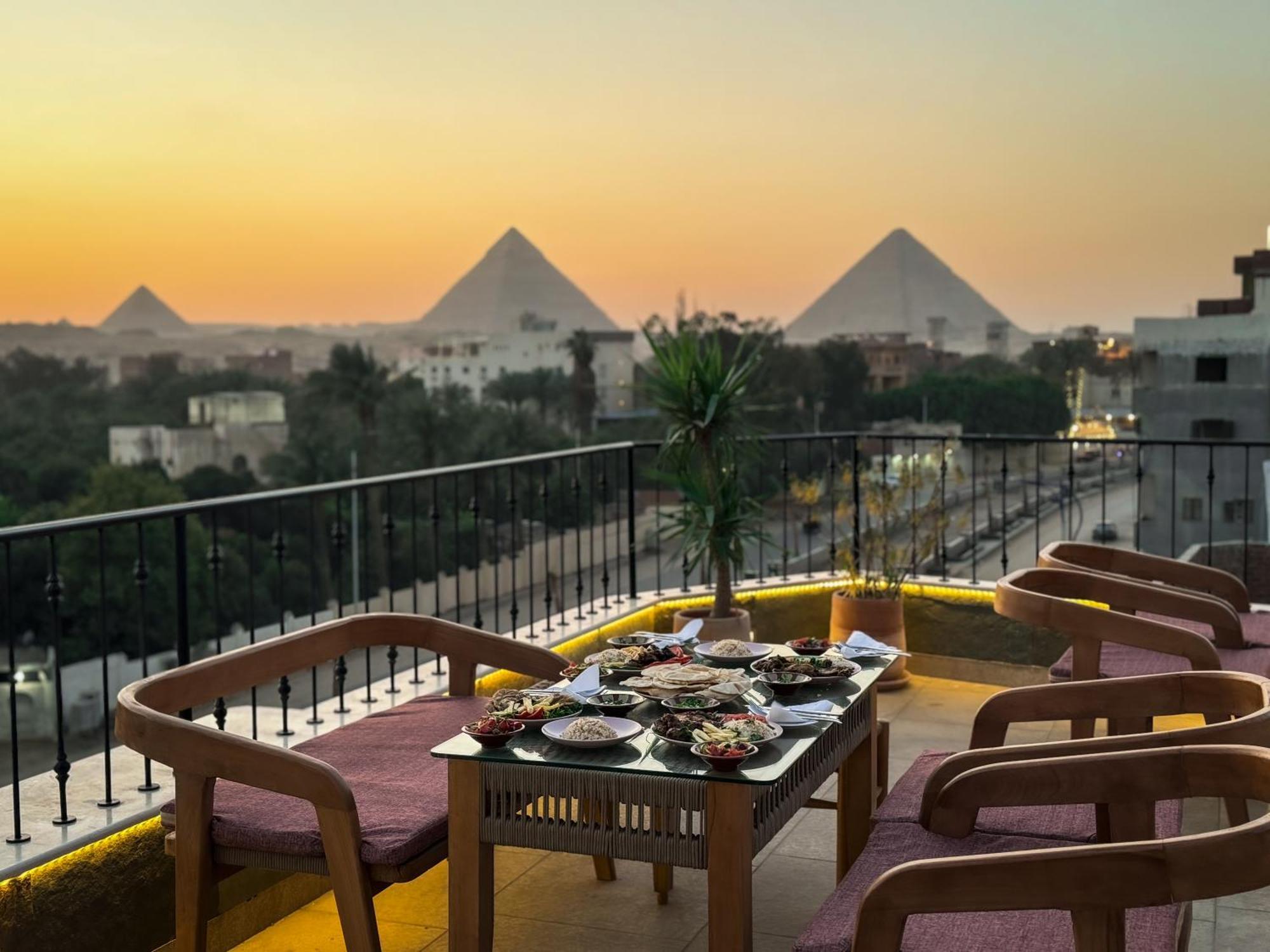 Almas Pyramids Hotel Kafret el-Gabal Esterno foto