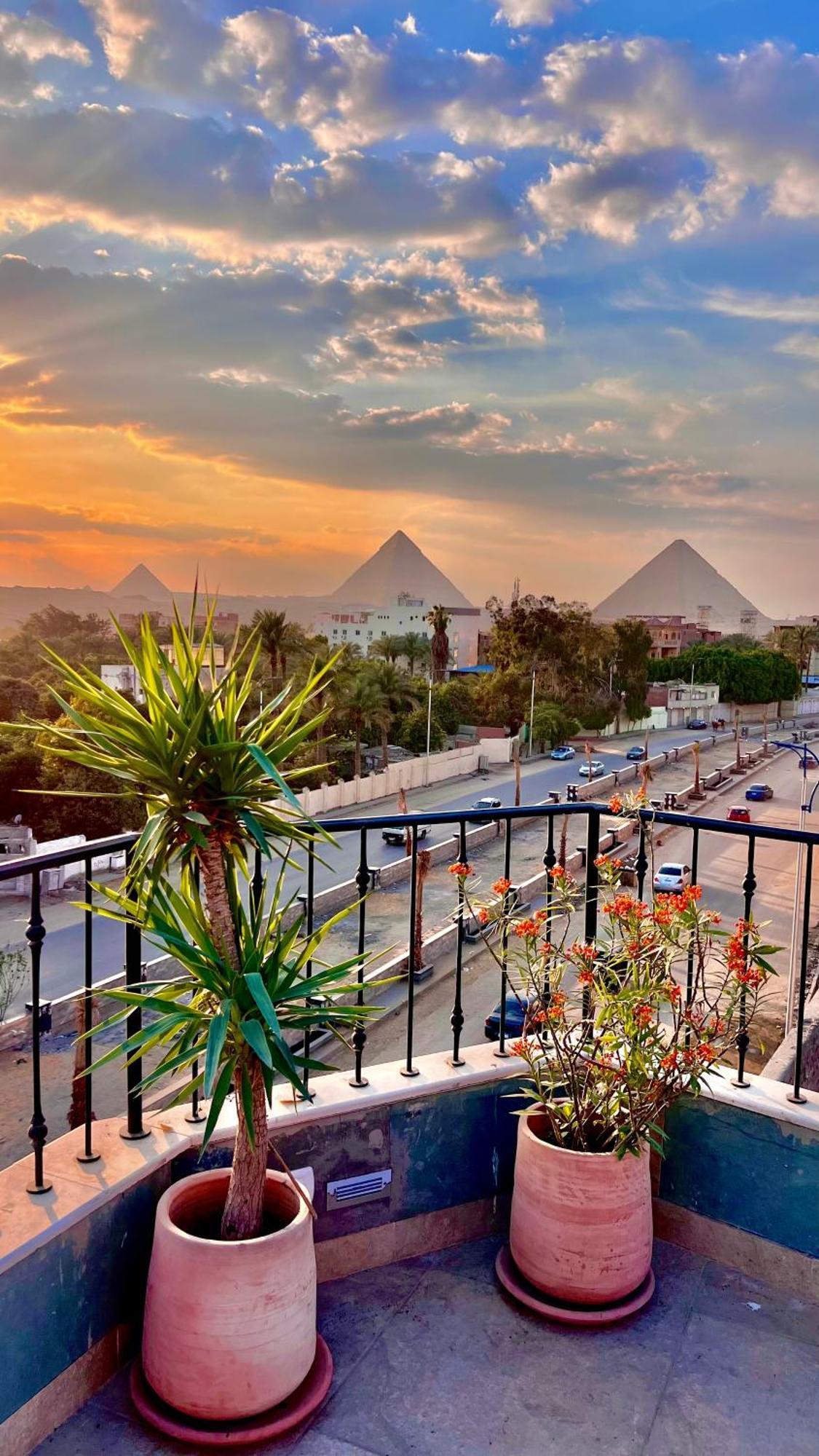 Almas Pyramids Hotel Kafret el-Gabal Esterno foto
