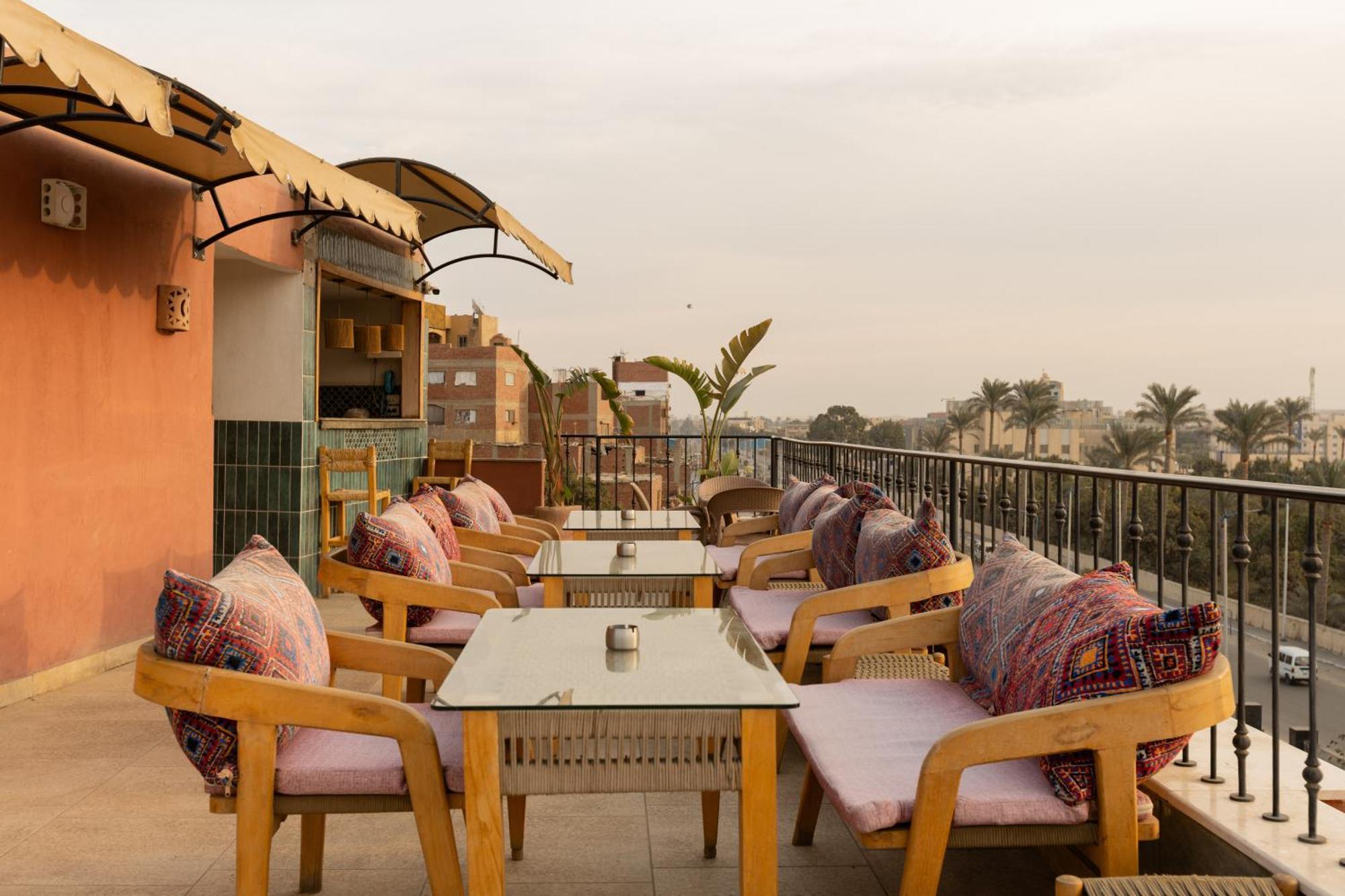 Almas Pyramids Hotel Kafret el-Gabal Esterno foto